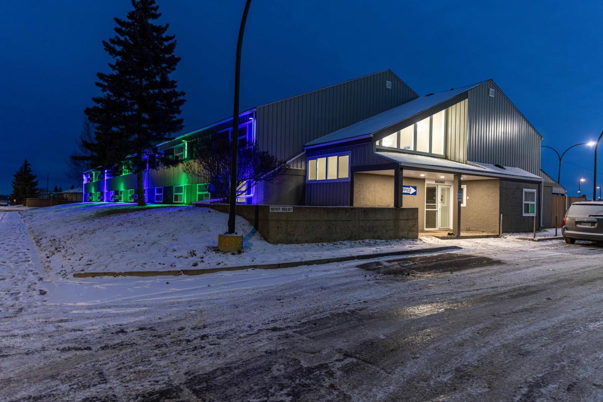 Northern Lights Inn Fort St. John ภายนอก รูปภาพ