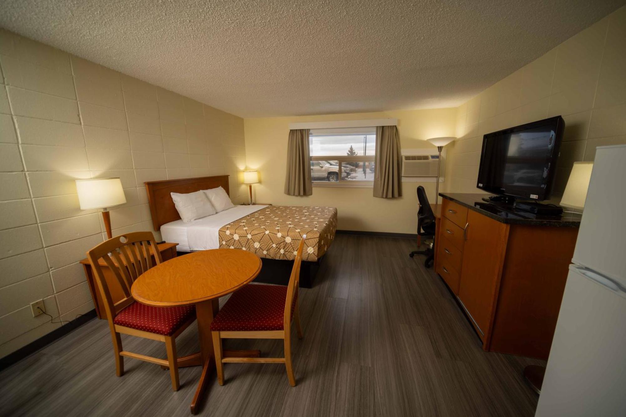 Northern Lights Inn Fort St. John ภายนอก รูปภาพ