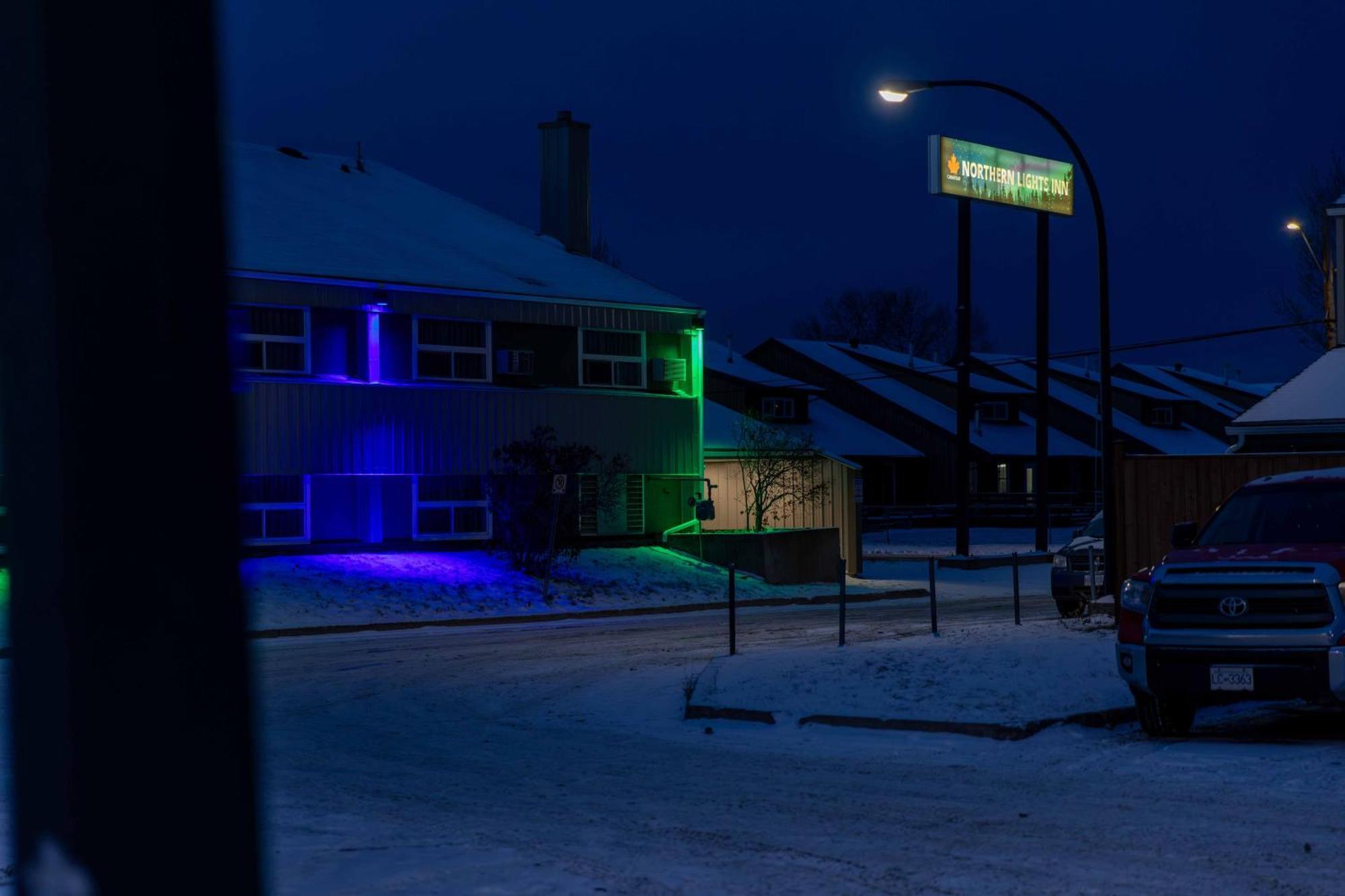 Northern Lights Inn Fort St. John ภายนอก รูปภาพ