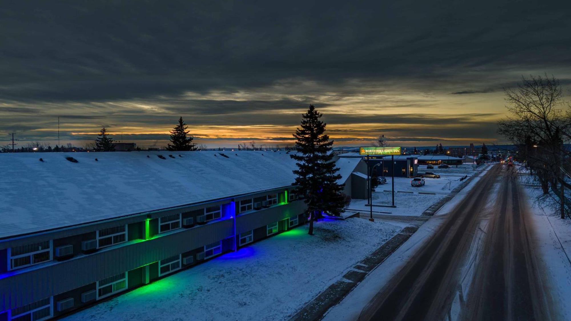 Northern Lights Inn Fort St. John ภายนอก รูปภาพ