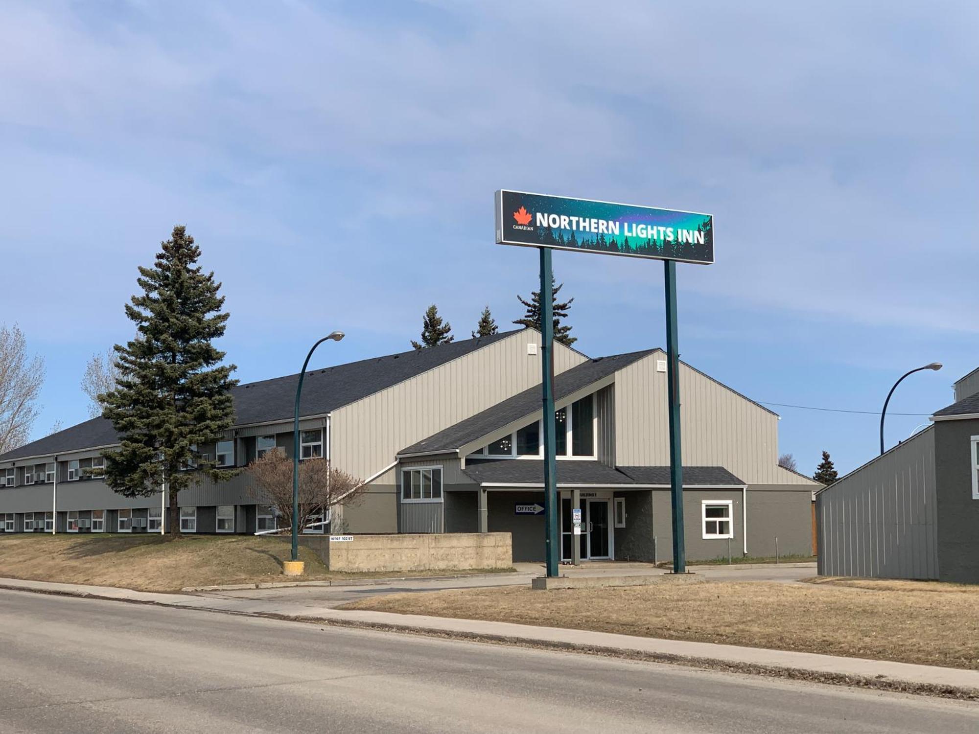 Northern Lights Inn Fort St. John ภายนอก รูปภาพ